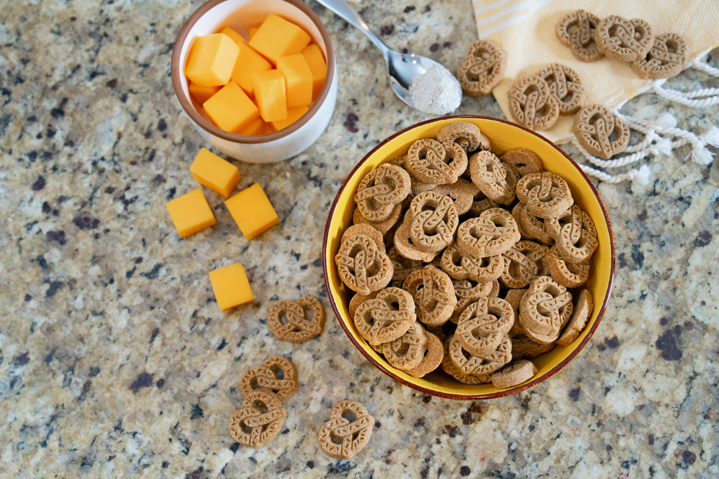 Moments Cheezy Pretzel Treats 14oz